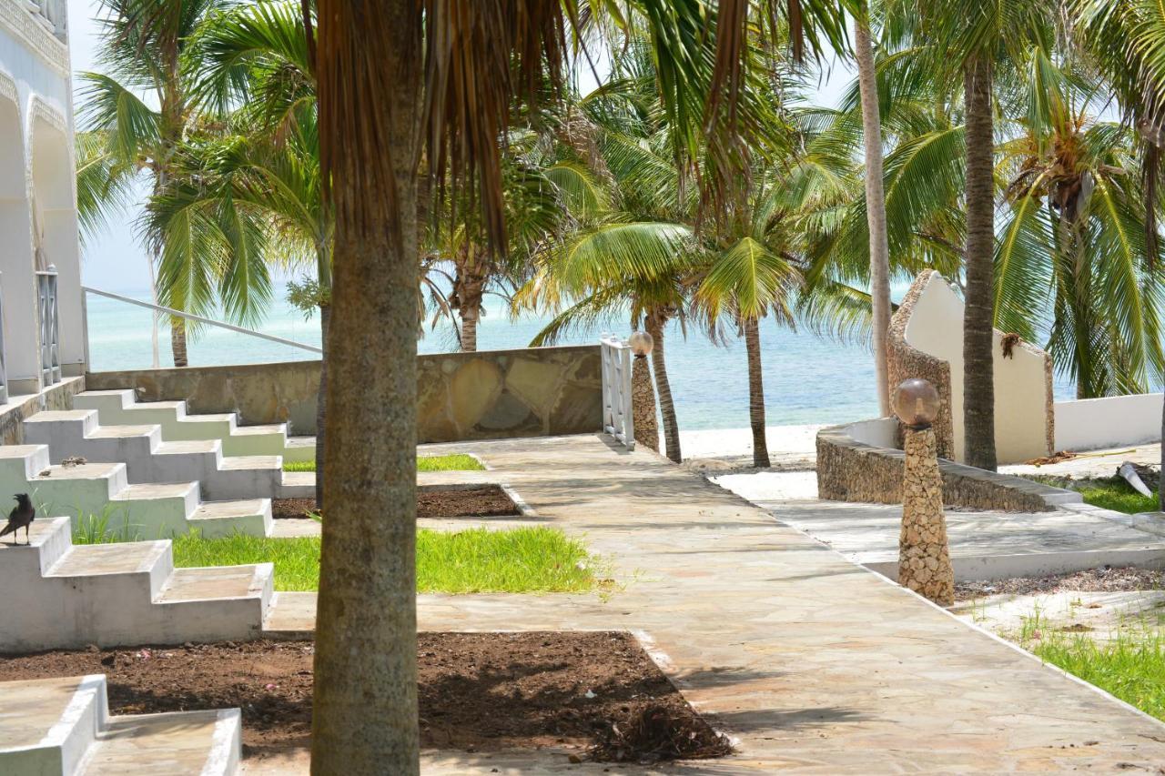 Twiga Beach & Spa Watamu Exterior foto