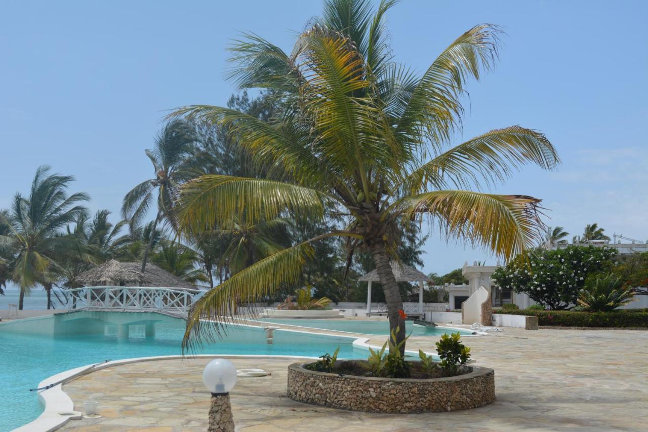 Twiga Beach & Spa Watamu Exterior foto